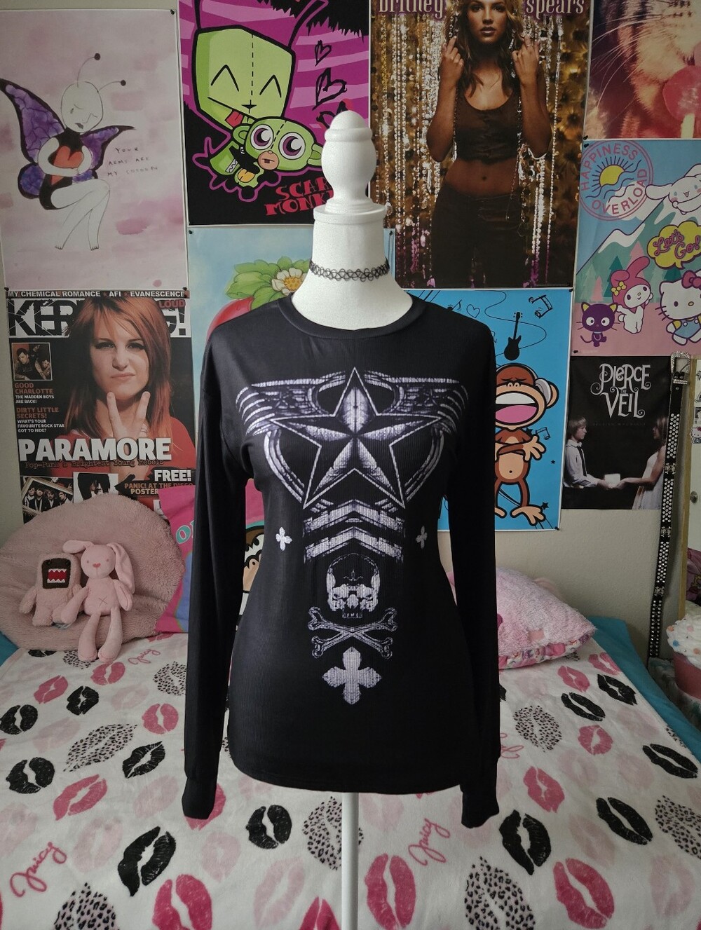 Y2k affliction style black & white long sleeve with a faded skull & star design